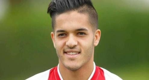 النجم: لم نتلق عروض رسمية من الأهلي أو الزمالك لضم كشريدة 